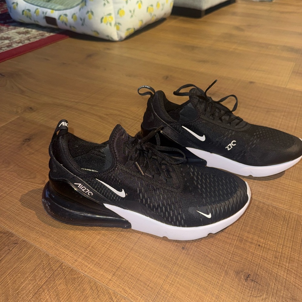 Nike Air Max 270 Men’s 11